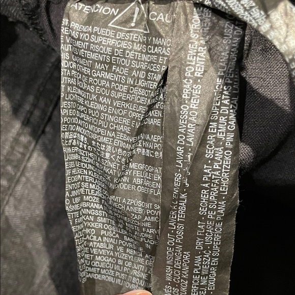 Zara Men’s Distressed Black  Denim Jeans - Picture 4 of 5